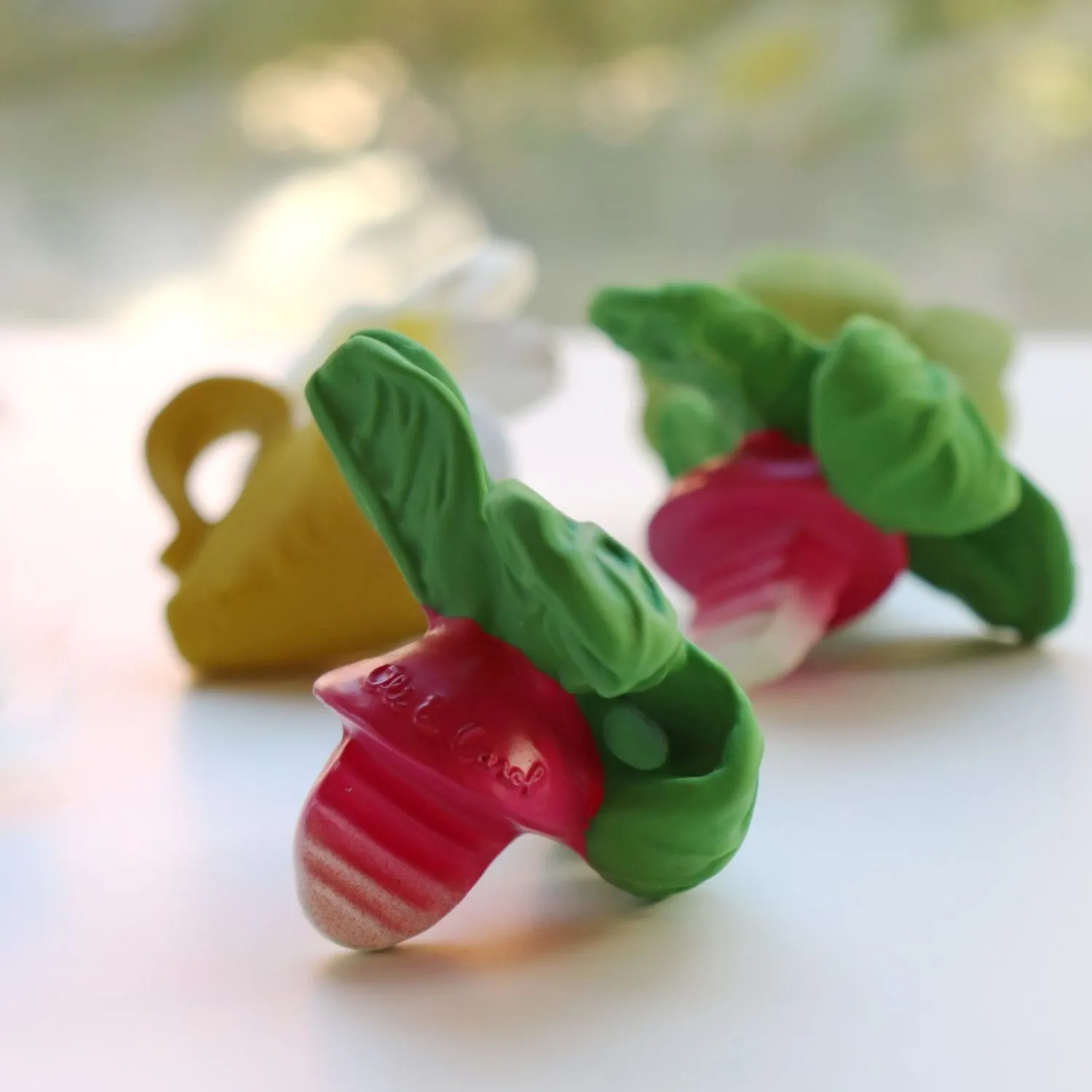 Oli & Carol Ramonita The Radish Chewy Teether